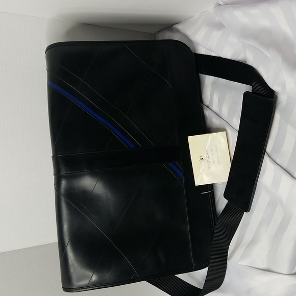 PASSCHAL RECYCLED LEATHER BRIEFCASE IN BLACK WITH BLUE STRIPE - Picture 1 of 8